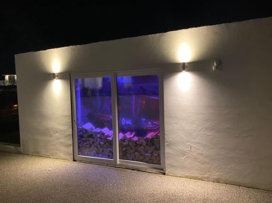The Boathouse. The Gateway To The Jurassic Coast * Poole